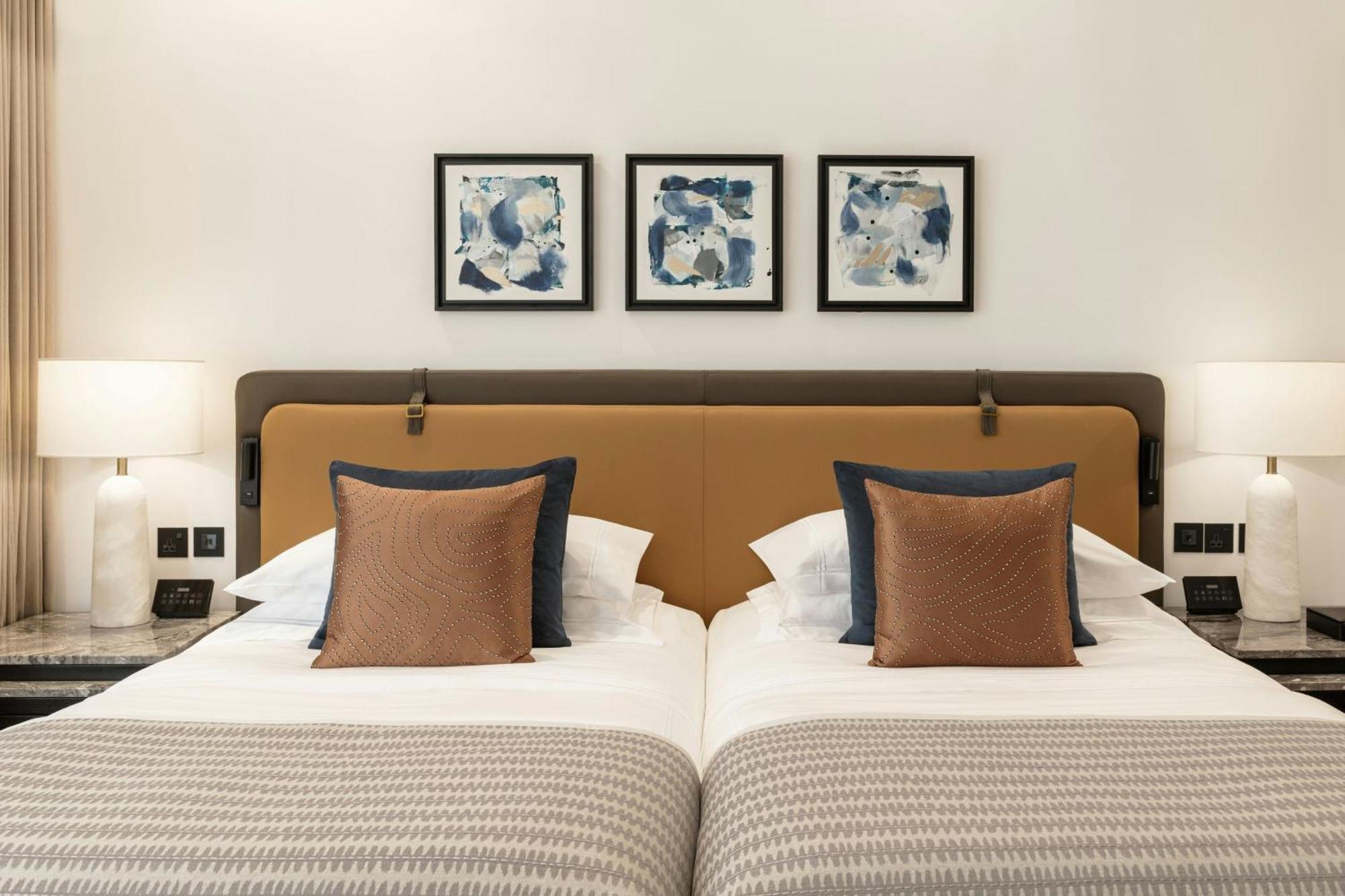Grosvenor House, A Luxury Collection Hotel, Dubái Exterior foto A bedroom at the hotel