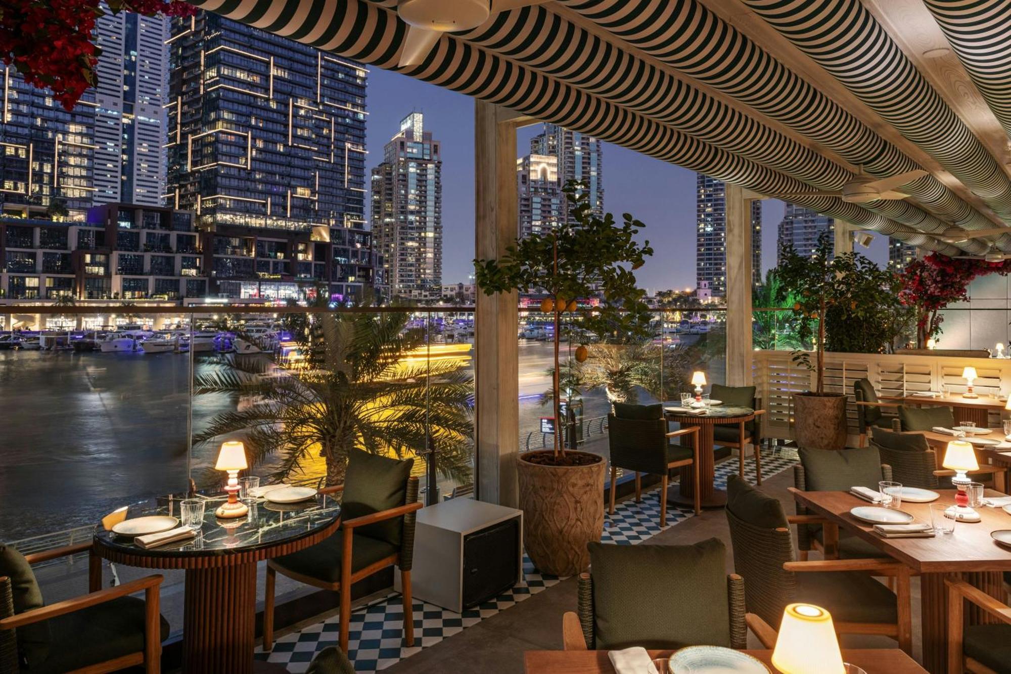 Grosvenor House, A Luxury Collection Hotel, Dubái Exterior foto The Pier Lounge